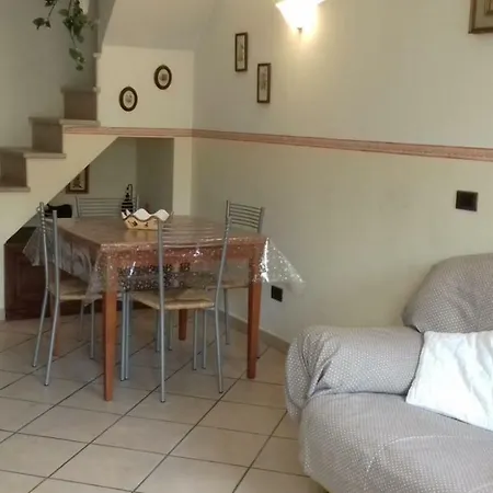 Holiday home Casetta Gaia *